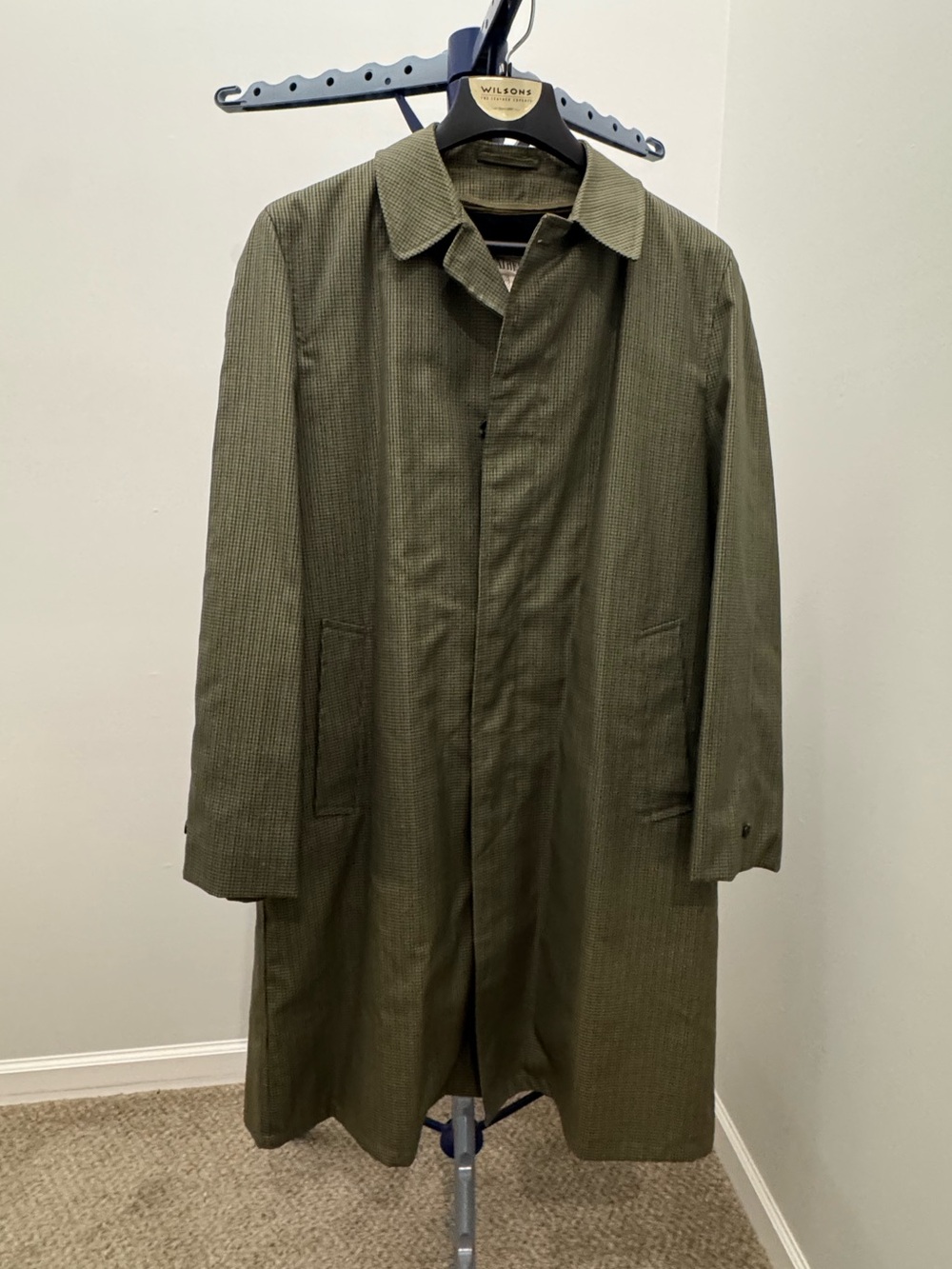 Wilson’s All Weather Vintage long trench coat men size 38L olive/tan See Pics